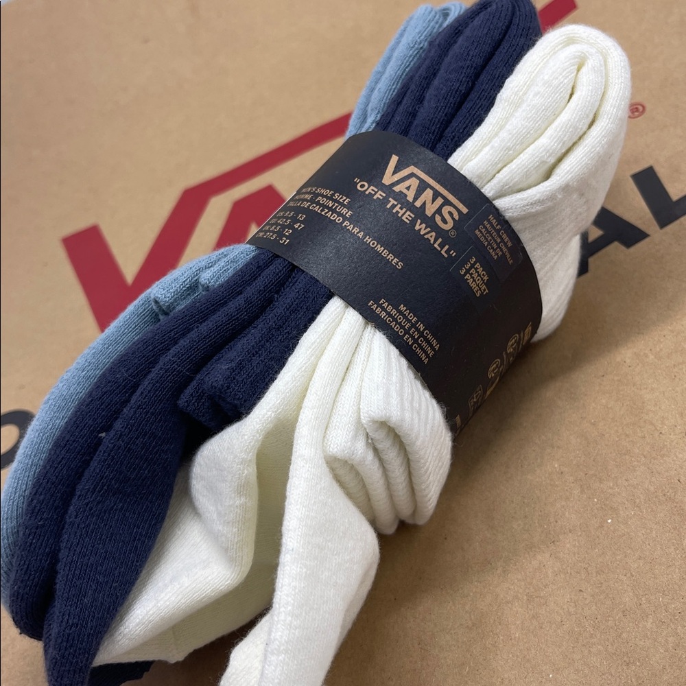 VANS. HALF CREW
HAUTEUR CHENLE CALCETIN DE MEDIA CAÑA
"OFF THE WALL"
3 PACK - Picture 11 of 16